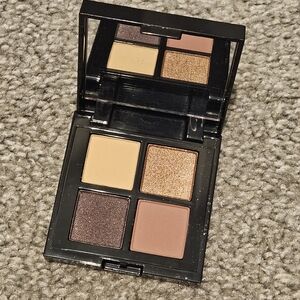 [New] Lancome Eye Shadow Quad Palette - Love Charm